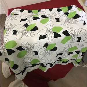 Beautiful plus size skirt 26w/28w